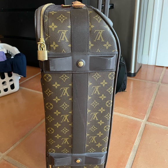 Louis Vuitton Monogram Pégase Légèr 55 Suitcase - Picture 6 of 14